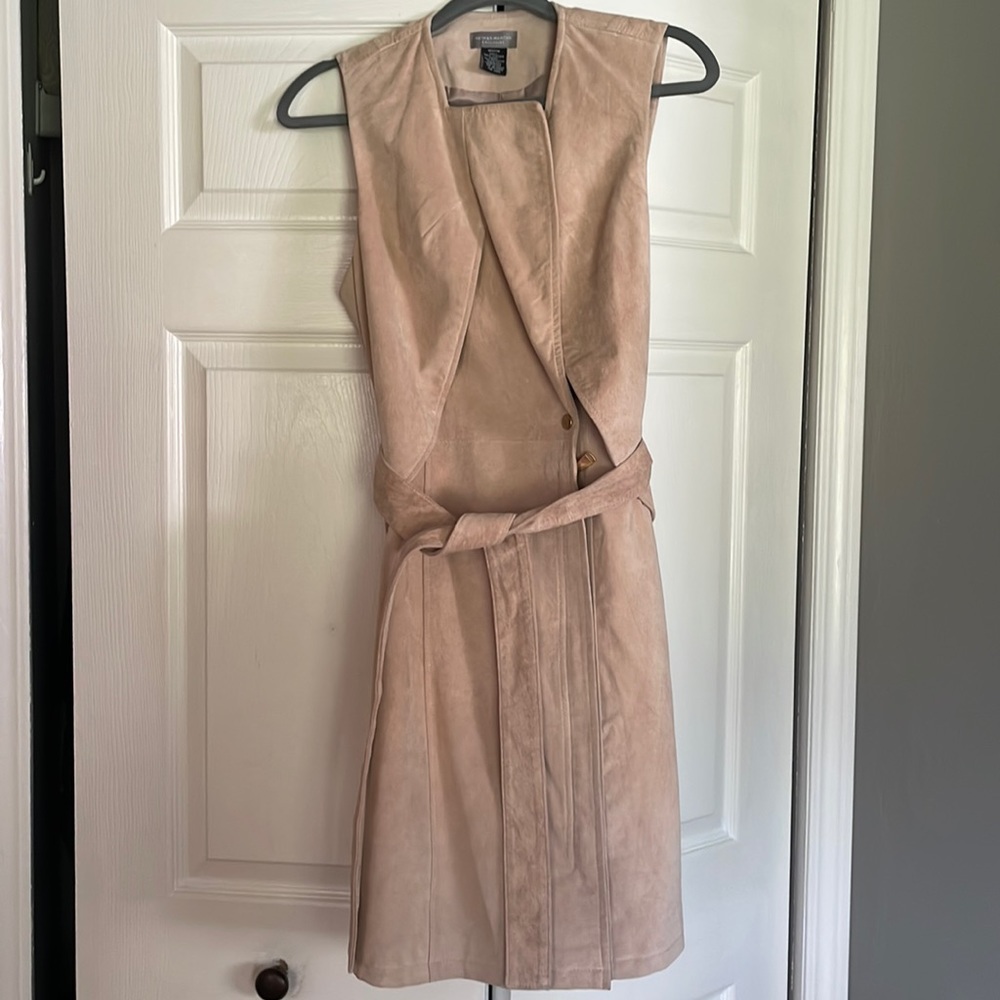 Neiman Marcus Belted Suede Trench Vest Blush Sz Medium